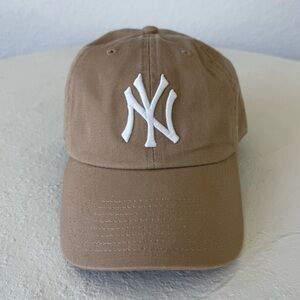 ’47 New York Yankees Clean Up Hat Khaki Tan Adjustable Baseball Cap OSF